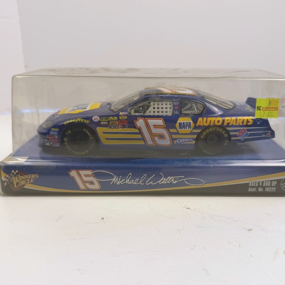 Winners Circle Michael Waltrip 15 NAPA Auto Parts 1:24 Diecast Chevy Monte Carlo